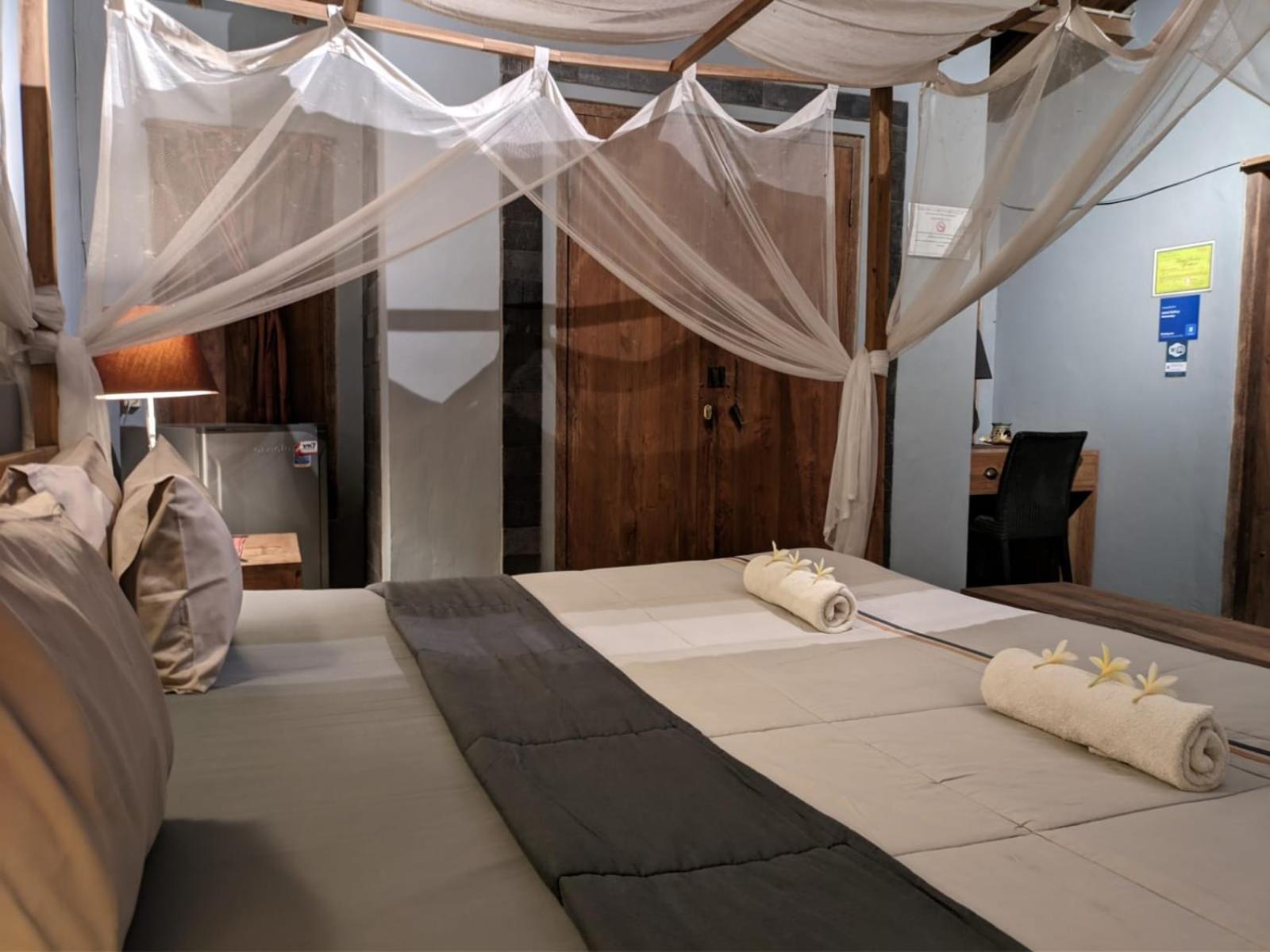 Astuti Gallery Homestay Yogyakarta Exterior photo