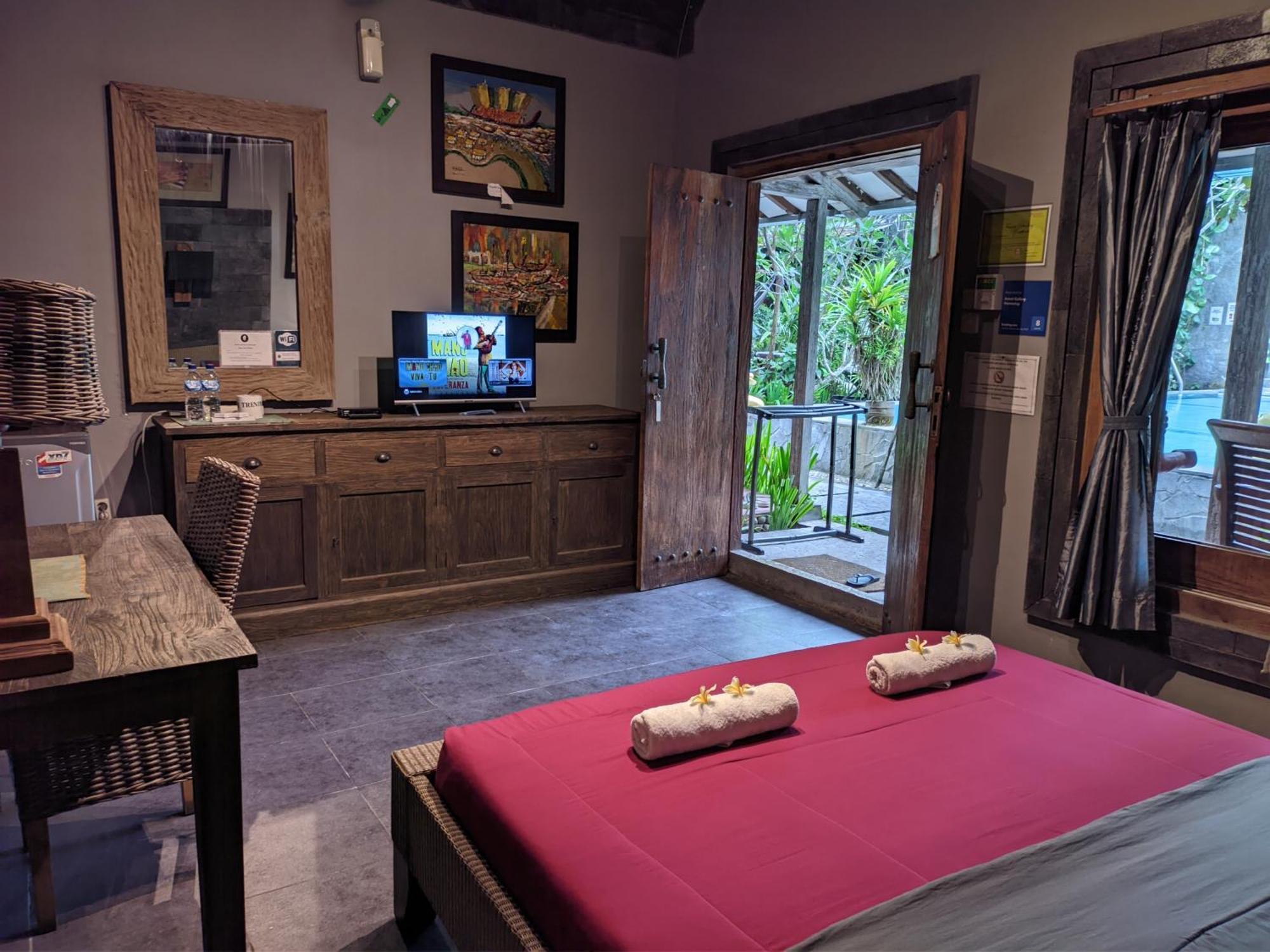 Astuti Gallery Homestay Yogyakarta Exterior photo